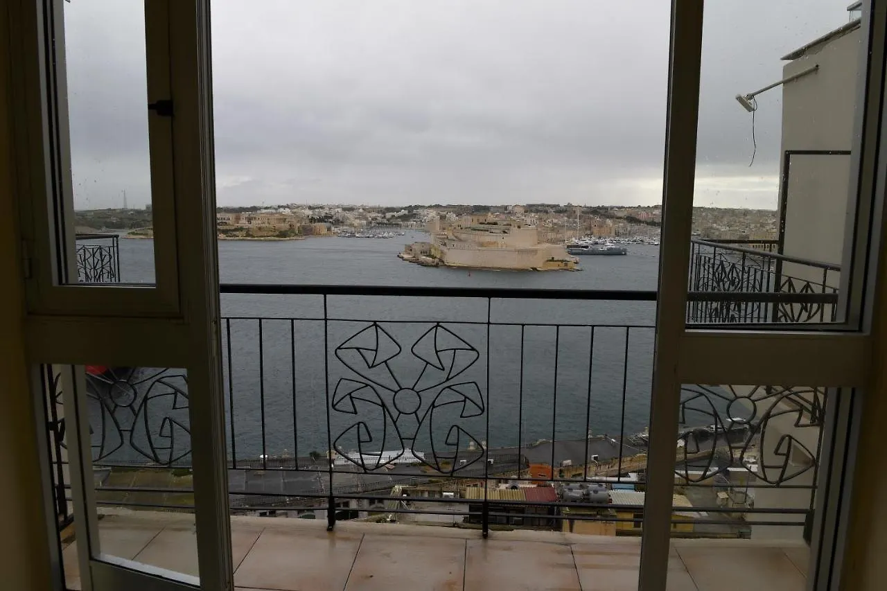 British Hotel Valletta