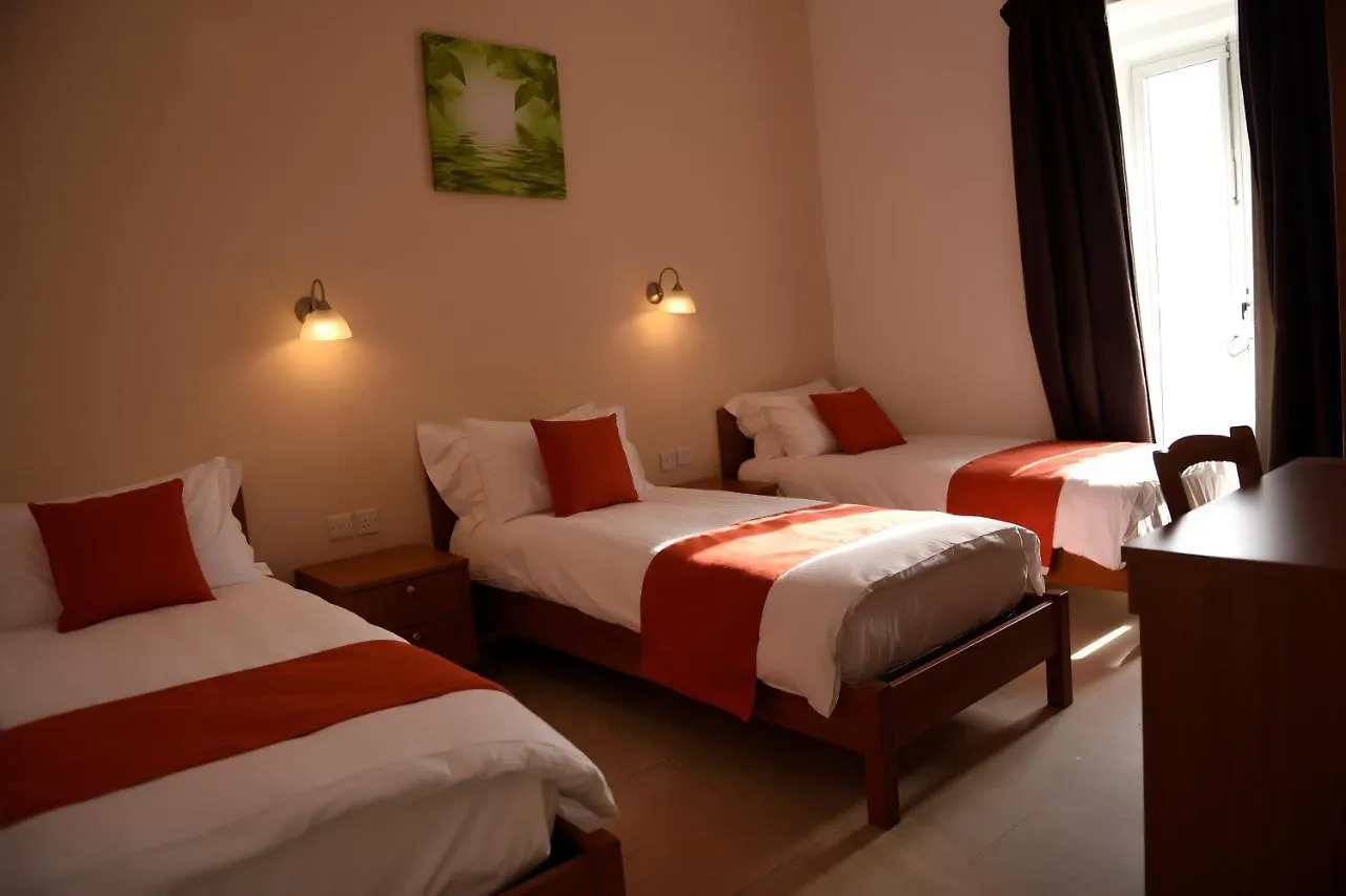 British Hotel La La Valletta